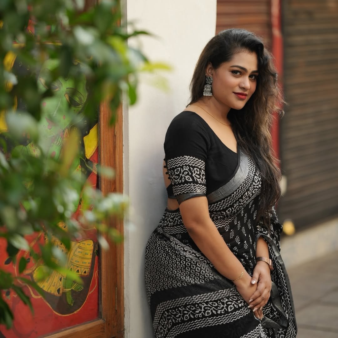Sometimes_you_just_need_to_disconnect_need_to_be_alone_Not_to_be_lonely_but_to_enjoy_your_free_time_being_you_and_yourself_Costume_credits_soft_line_designs_photo_courtesy_agape__film