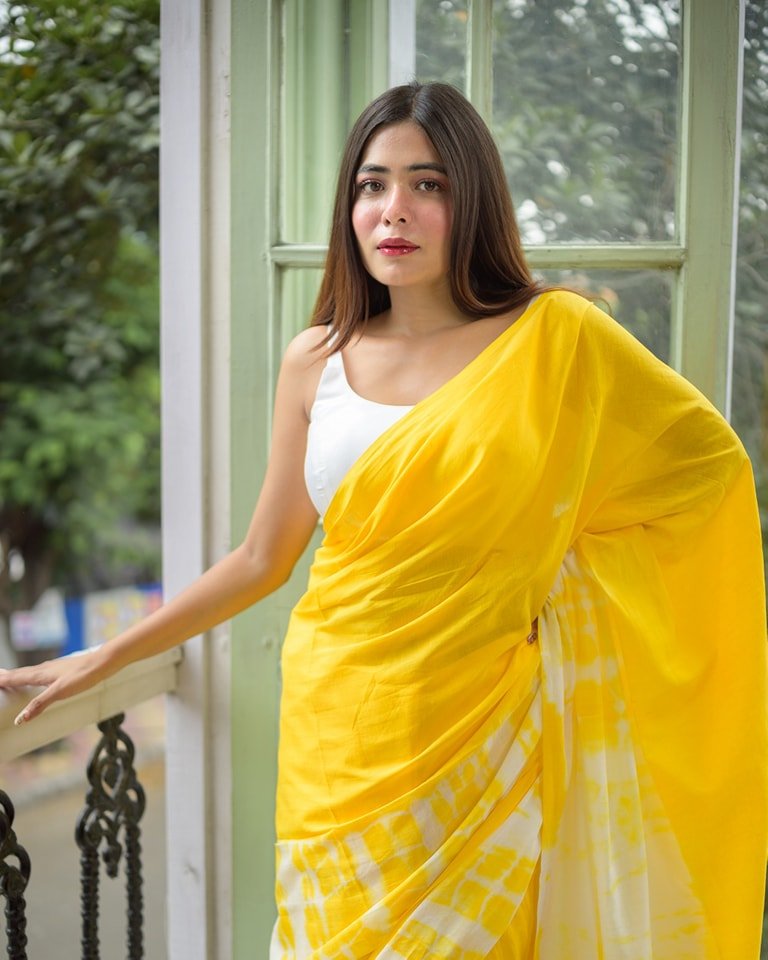 YELLOW_COLOR_DIGITAL_PRINTED_SOFT_LINEN_SAREE_VZ5J5MRZ1J_2025-02-18_4